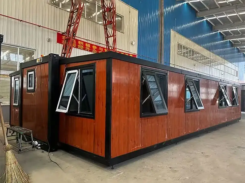 Foldable Expandable Container Home Interior