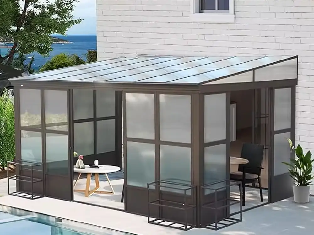 Outdoor Sun House