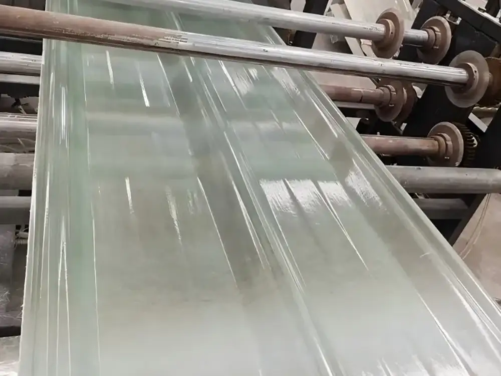 UV-Protection Greenhouse Building Material Fiberglass Roof Tile