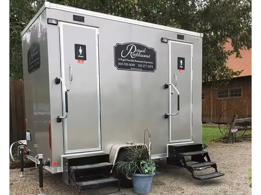 Mobile Shower Toilet Unit Durable Exterior Finish Detail